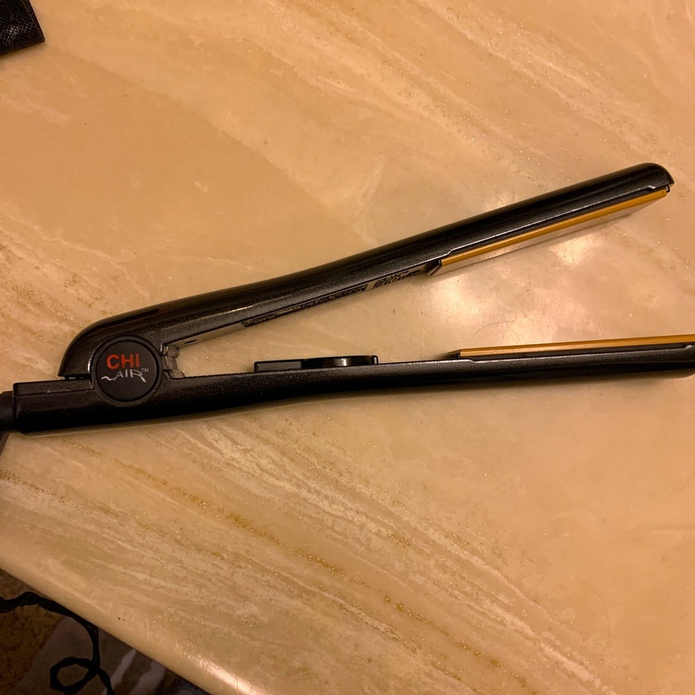Chi Straightener